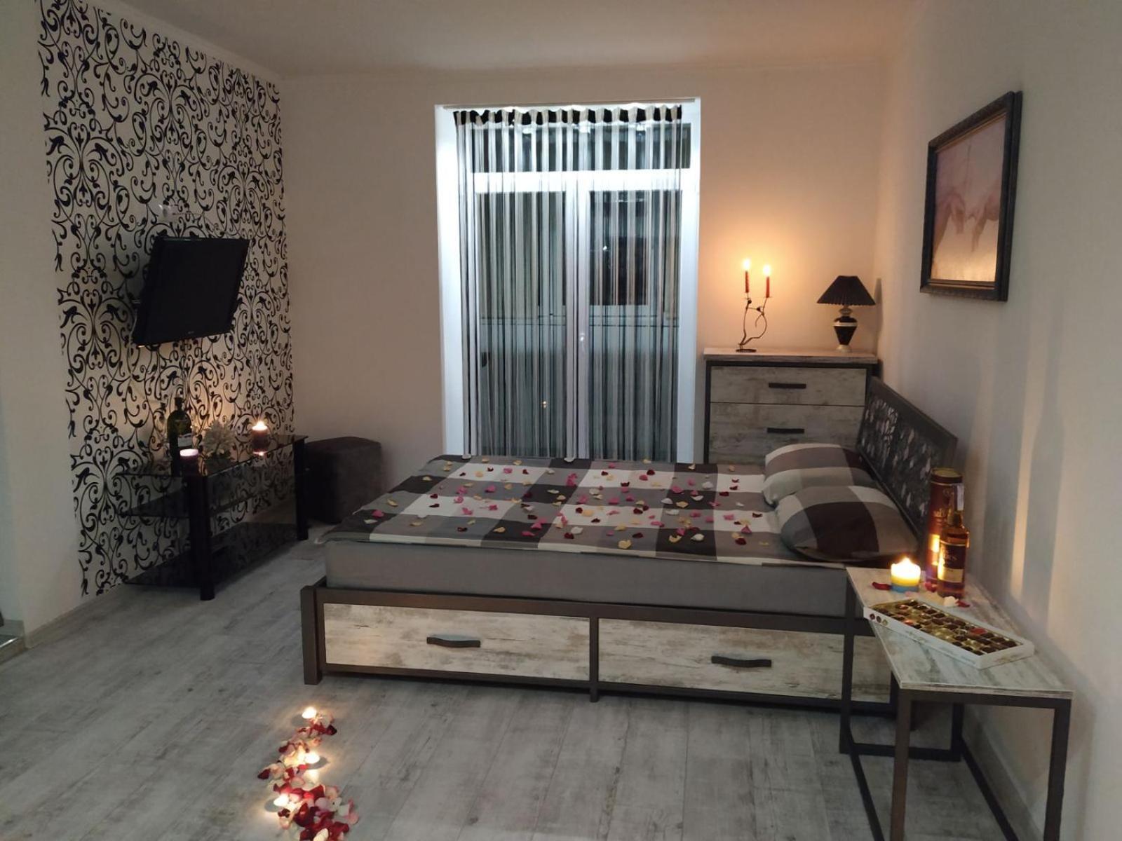 In Center With Jacuzzi Ivano-Frankivsk