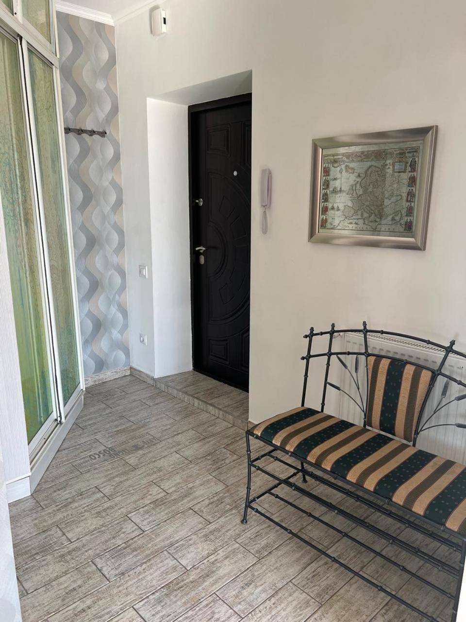 Apartment In Center With Jacuzzi Ivano-Frankivsk