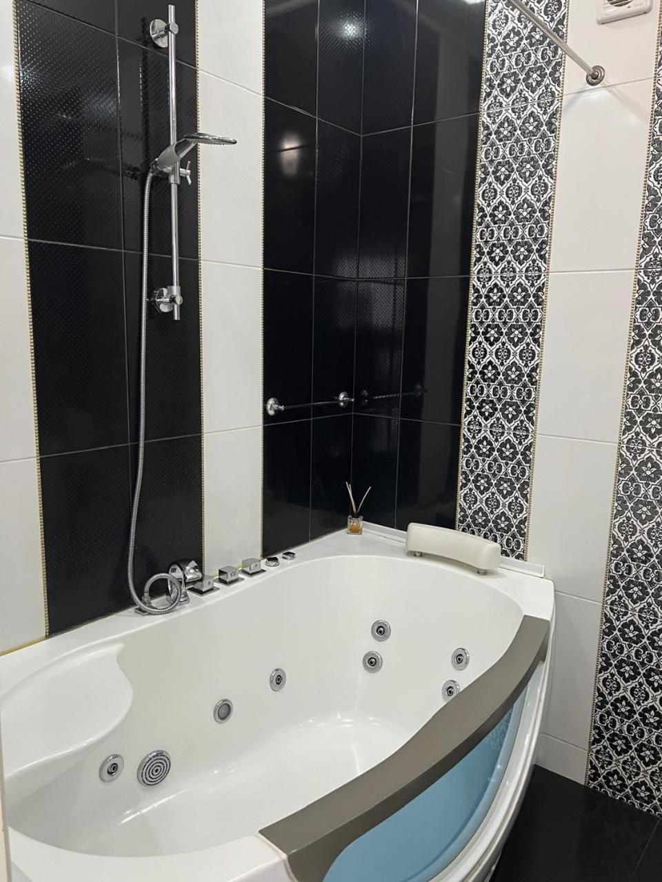 In Center With Jacuzzi *