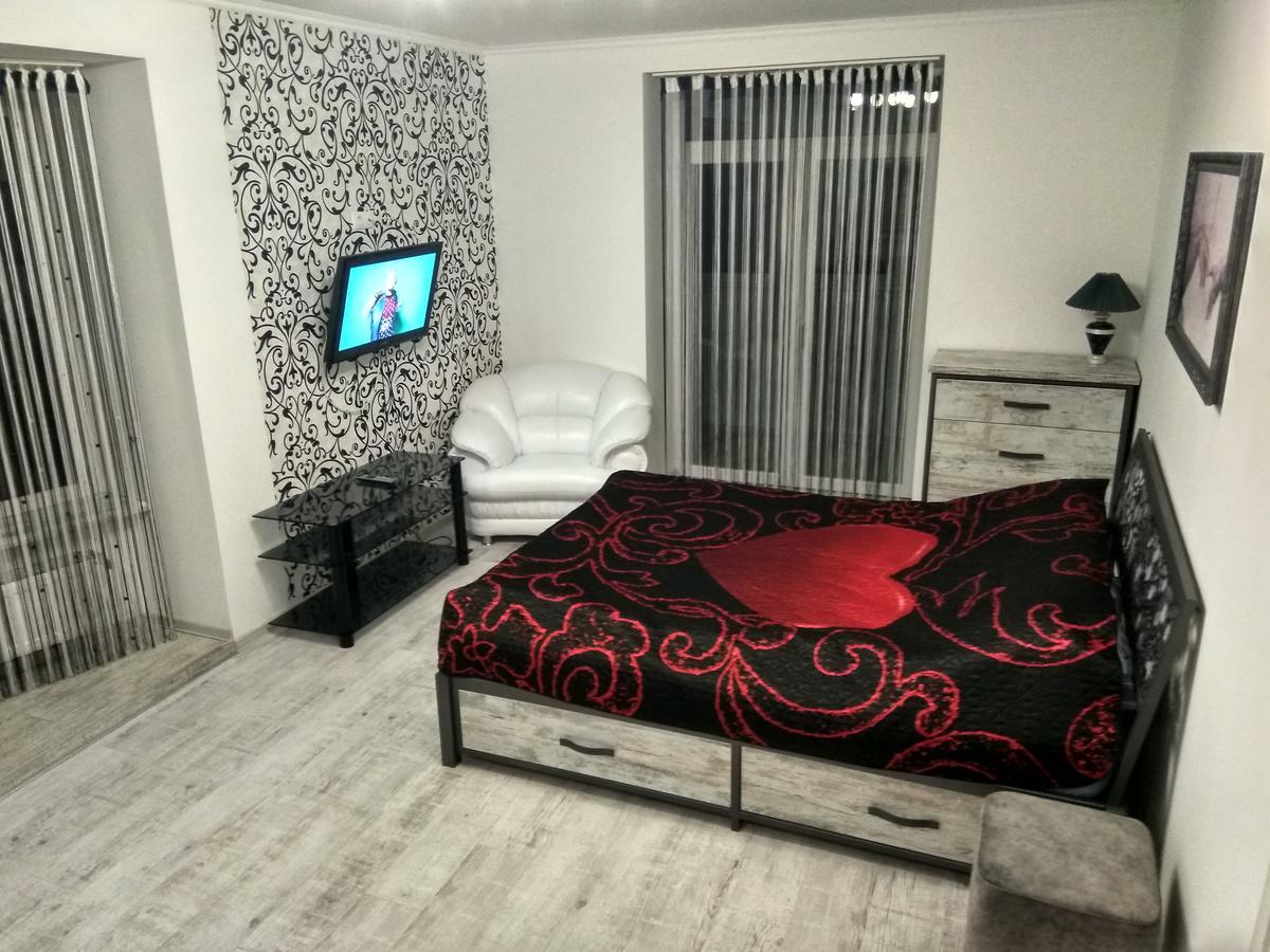 Apartment In Center With Jacuzzi